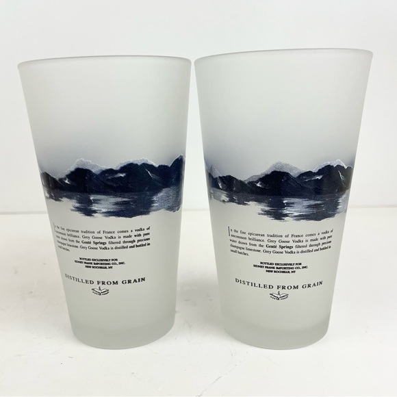 Set of 2 Grey Goose Large Glassware - Picture 4 of 15